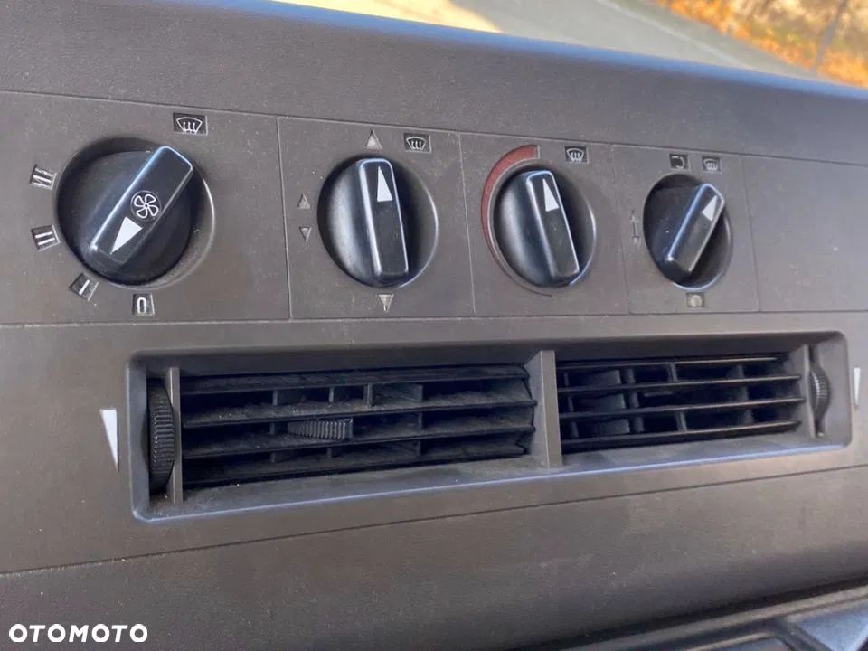 Mercedes-Benz 814 D - 30