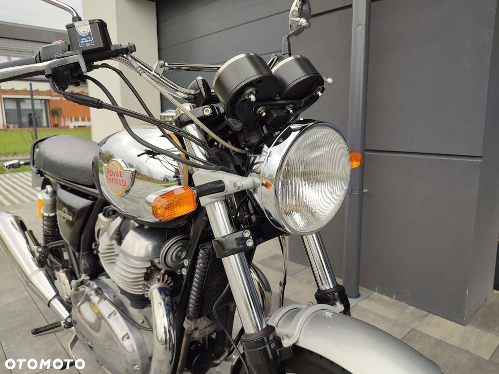 Royal Enfield Interceptor - 21