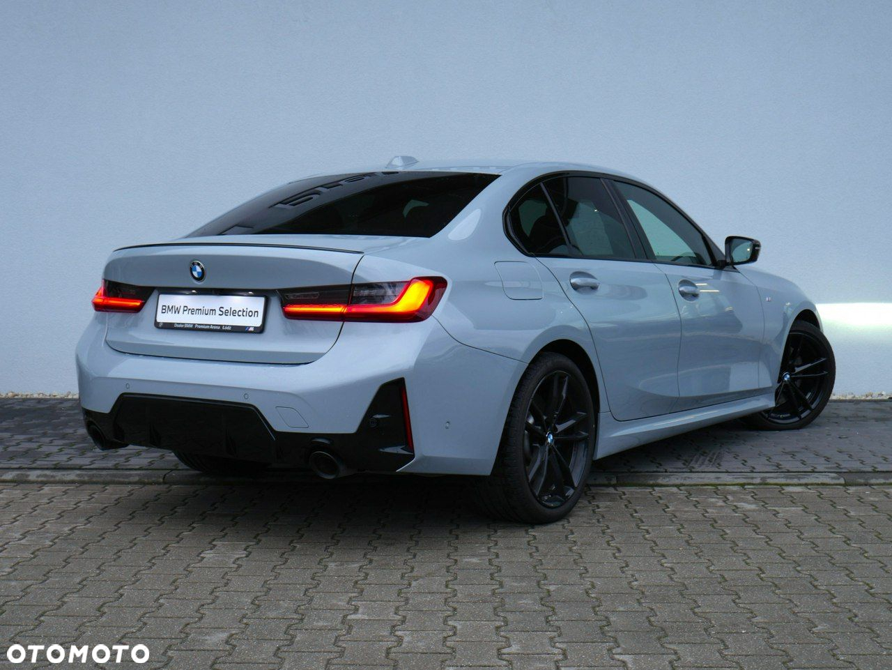 BMW Seria 3 320d M Sport - 4