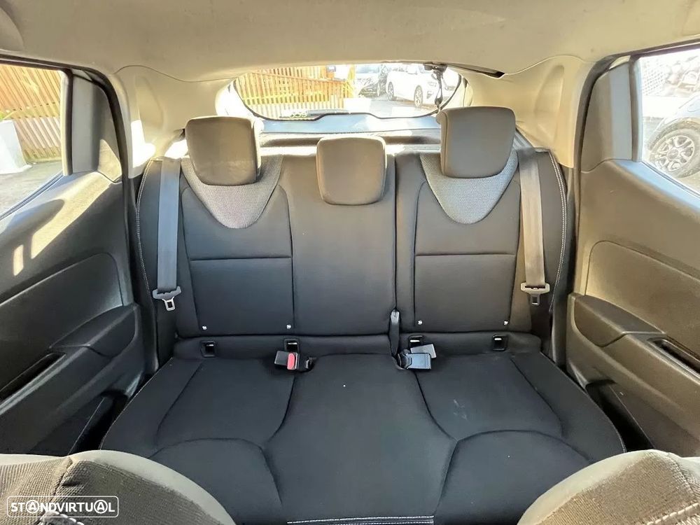 Renault Clio dCi 90 Dynamique - 23