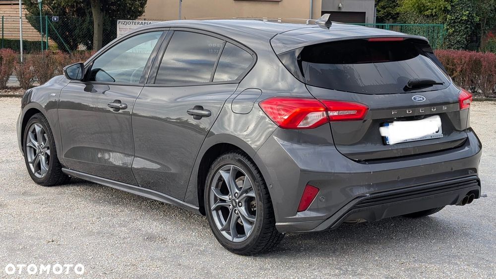 Ford Focus - 12