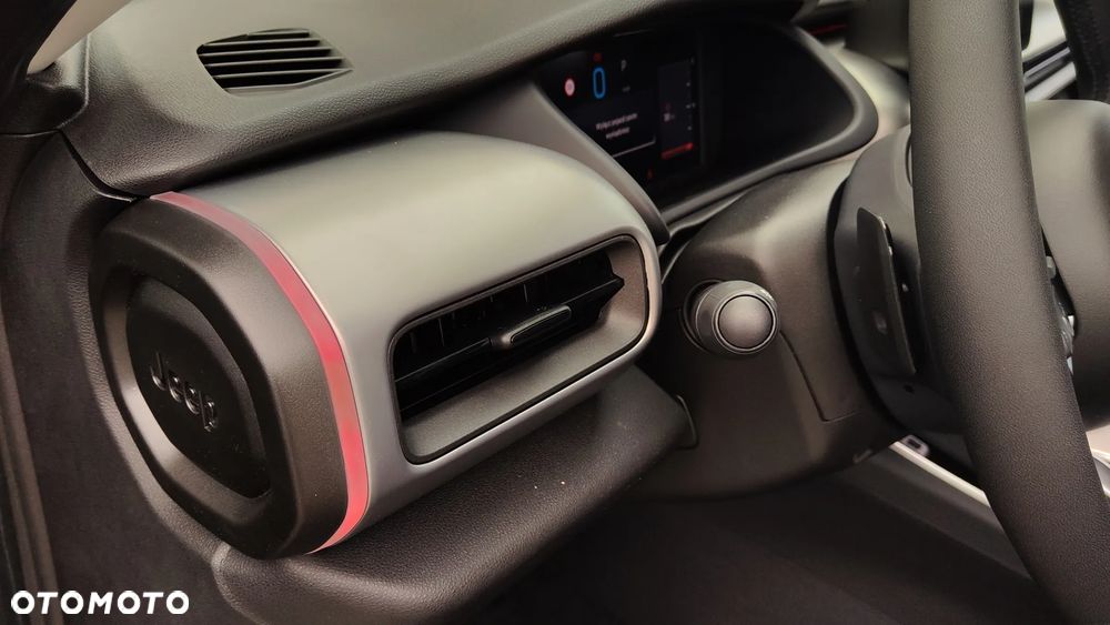 Jeep Avenger 1.2 T3 mHEV Summit FWD eDCT6 - 9