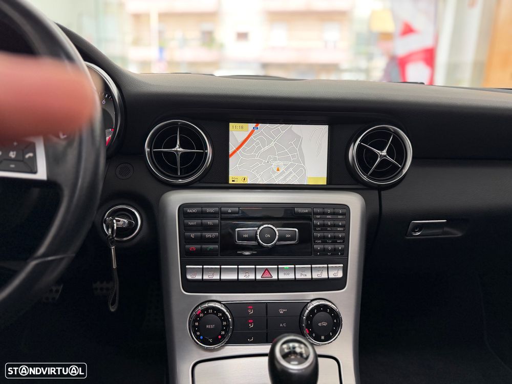 Mercedes-Benz SLK 200 (BlueEFFICIENCY) - 15