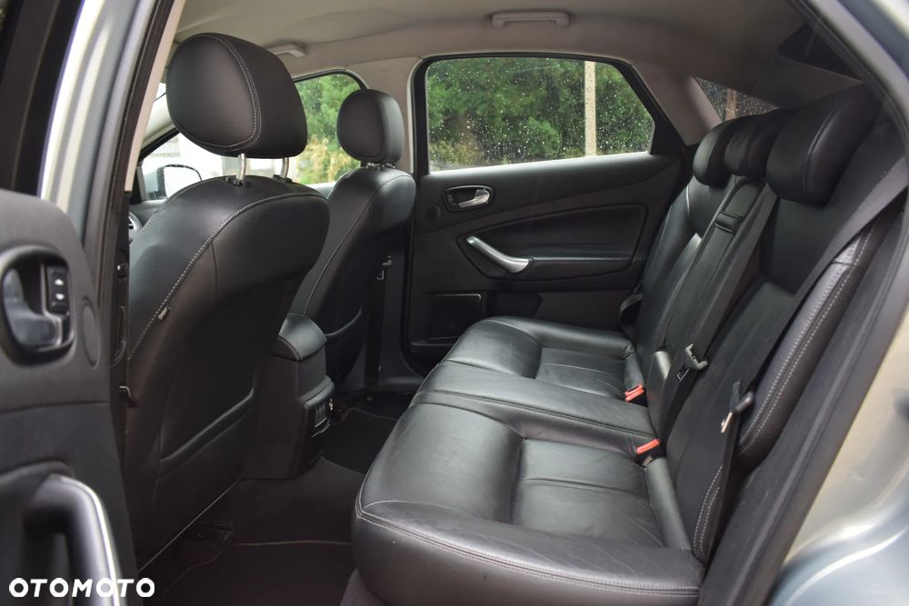 Ford Mondeo 1.8 TDCi Ghia - 7