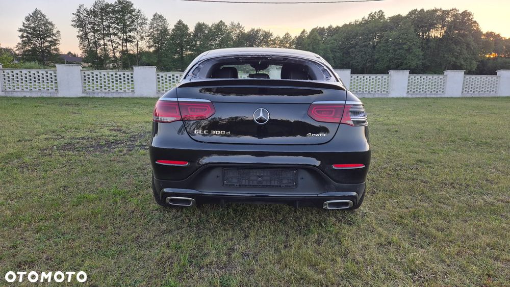 Mercedes-Benz GLC 300 d 4Matic 9G-TRONIC AMG Line - 8