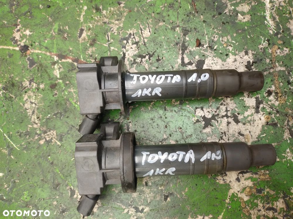 toyota yarisI 1,0 vvti cewka zapłonowa 1,3 aygo 1KR  YARIS II - 3