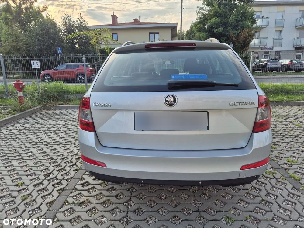 Skoda Octavia 1.6 TDI Ambition - 6