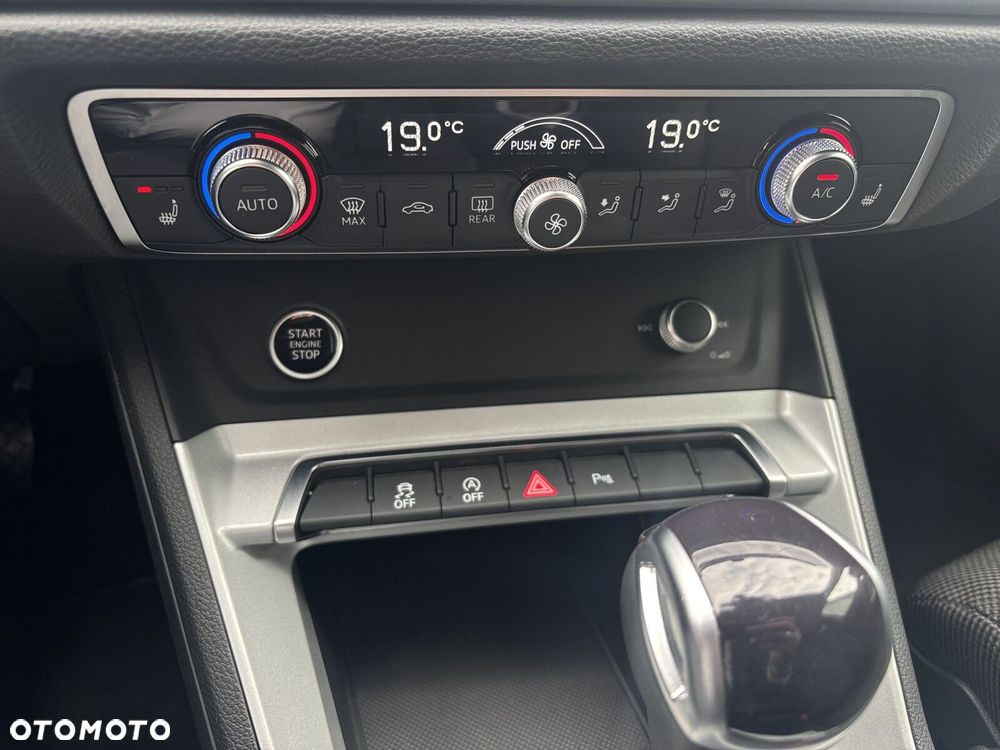 Audi Q3 - 18
