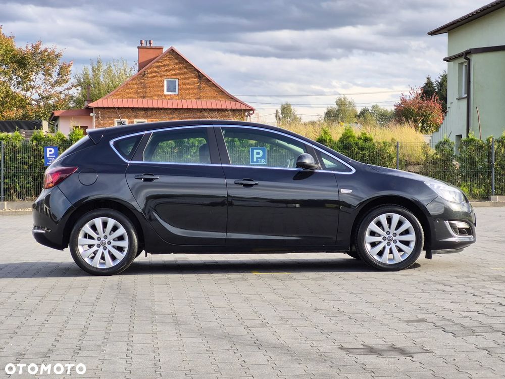 Opel Astra 2014 photo 4