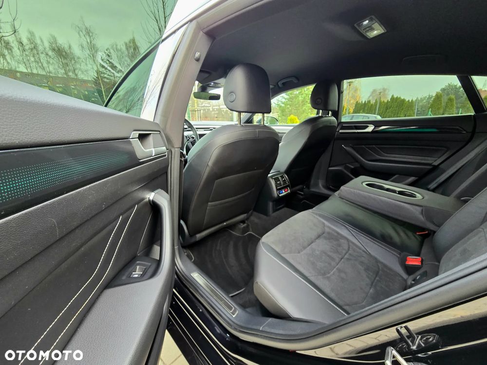 Volkswagen Arteon 2.0 TSI R-Line DSG - 22