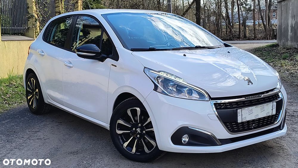 Peugeot 208 1.5 BlueHDi Allure S&S - 2