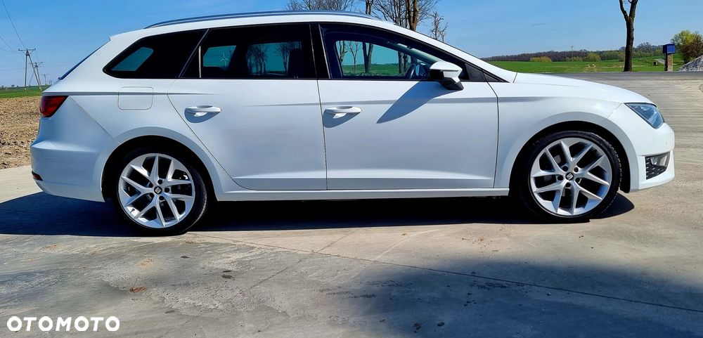 Seat Leon 2.0 TDI DPF Ecomotive DSG FR - 6