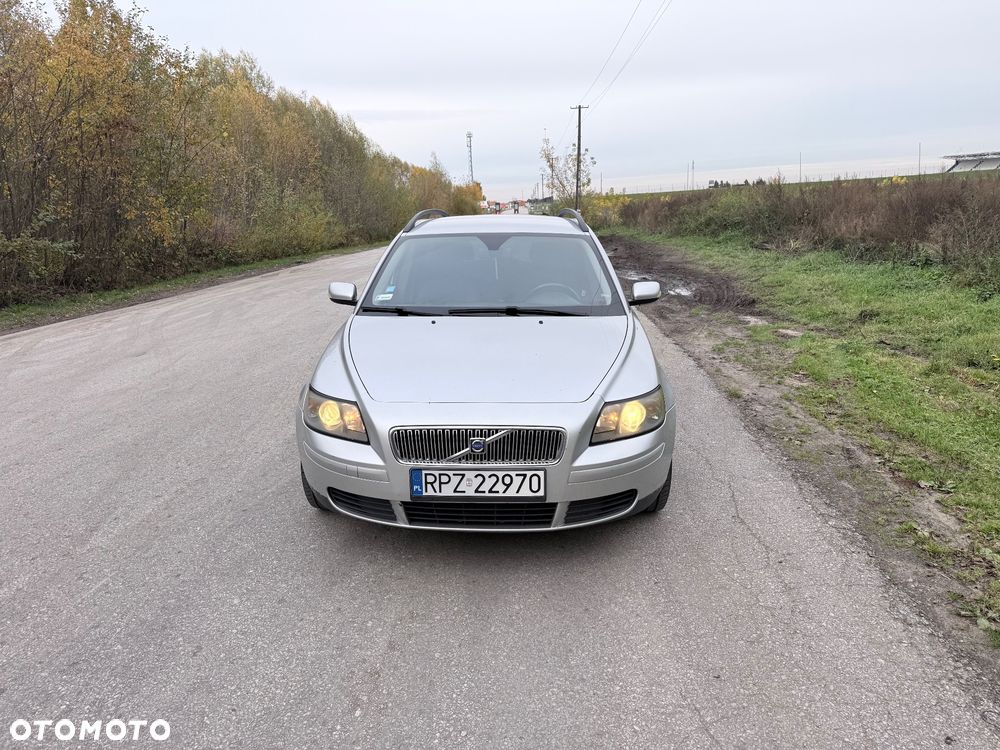Volvo V50 2006 photo 2