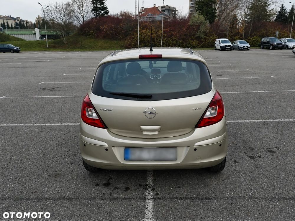 Opel Corsa 1.3 CDTI Cosmo - 4