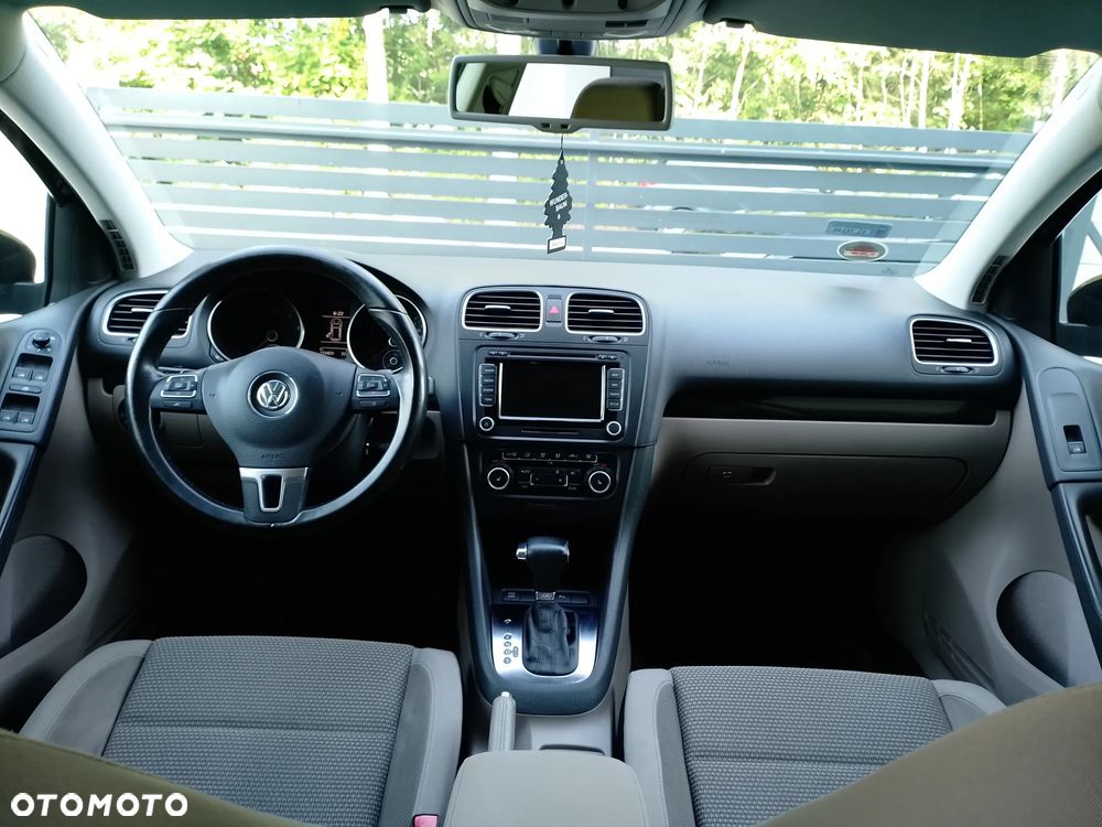 Volkswagen Golf 1.4 TSI Highline DSG - 12