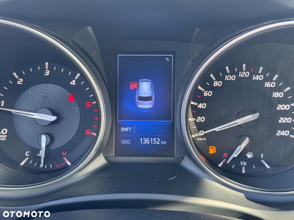 Toyota Avensis 2.0 D-4D Active Business - 35