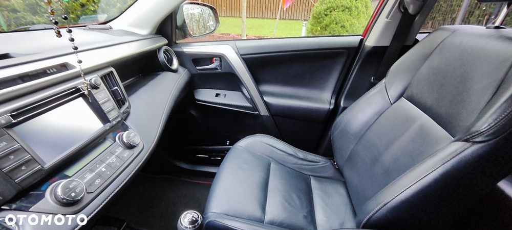 Toyota RAV4 2.0 D-4D Prestige - 12