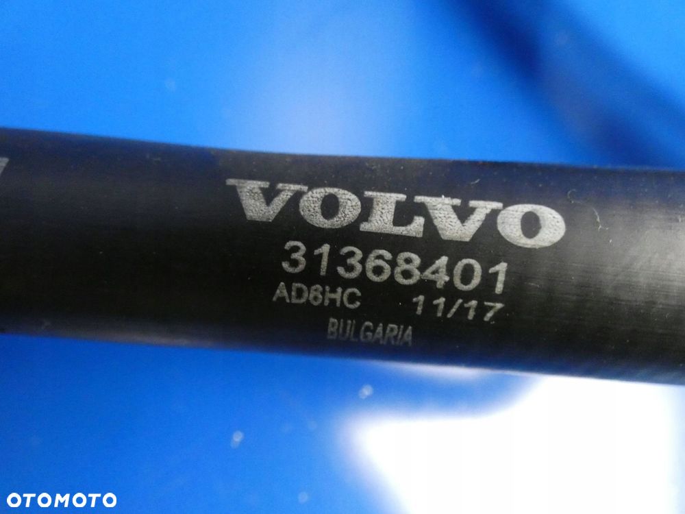 VOLVO XC60 II XC90 II V90 II S90 II 2.0 D4 WAŻ WĘŻE PRZEWÓD RURA WODY - 2