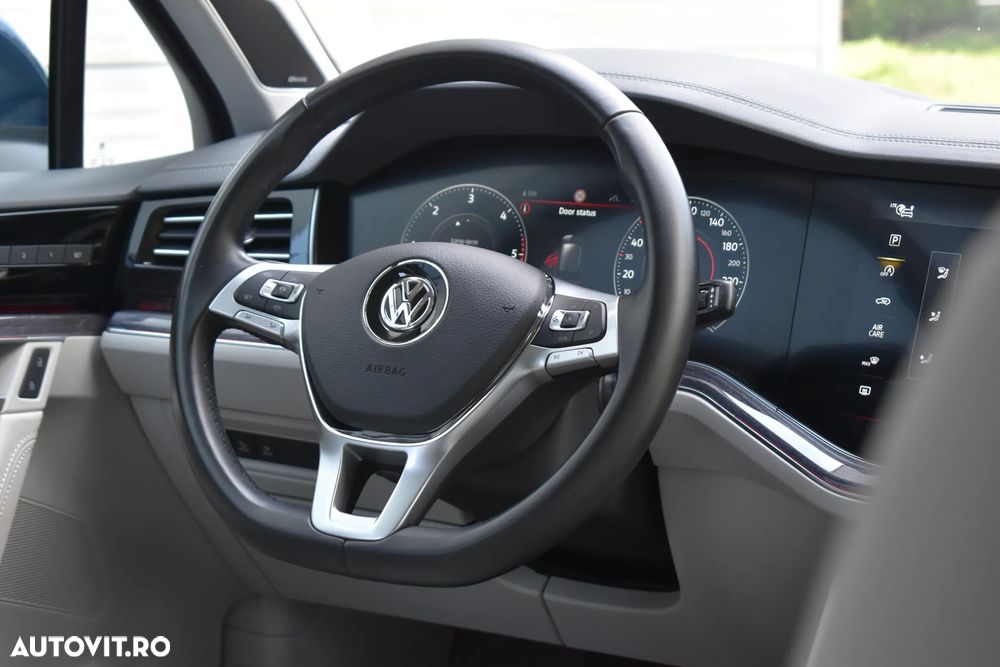 Volkswagen Touareg 3.0 V6 TDI 4Motion DPF Automatik Elegance - 8