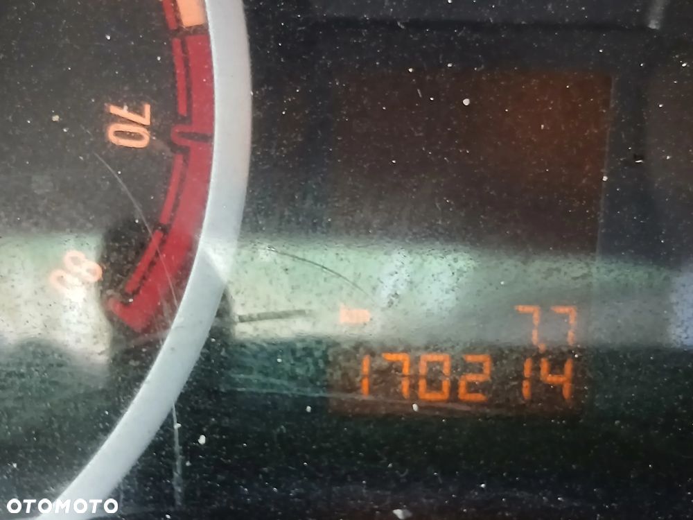 Opel Corsa 1.4 16V Innovation 110 Jahre - 28