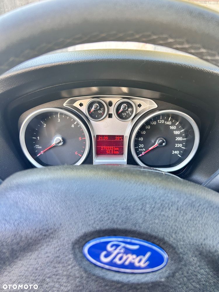 Ford Focus - 12