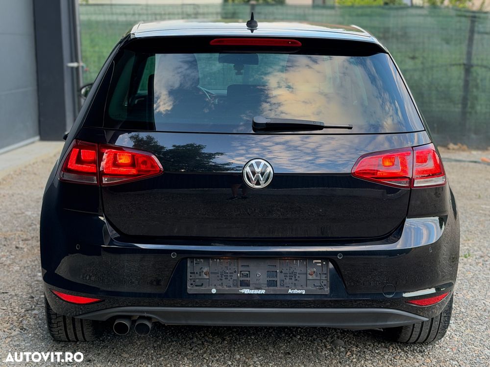 Volkswagen Golf 1.4 TSI BlueMotion Technology DSG Highline - 28