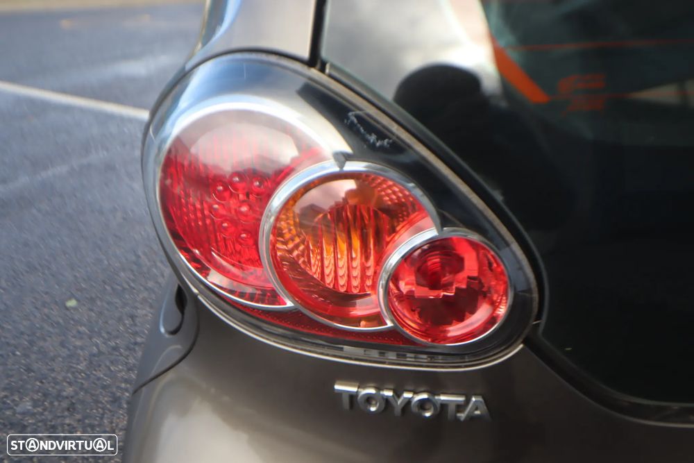 Toyota Aygo Connect - 25