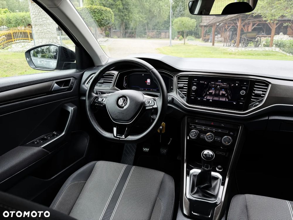 Volkswagen T-Roc 1.6 TDI SCR Style - 13