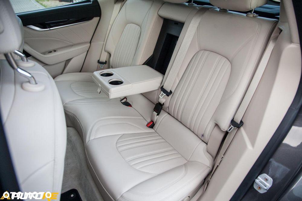 Maserati Levante Q4 GranLusso - 27