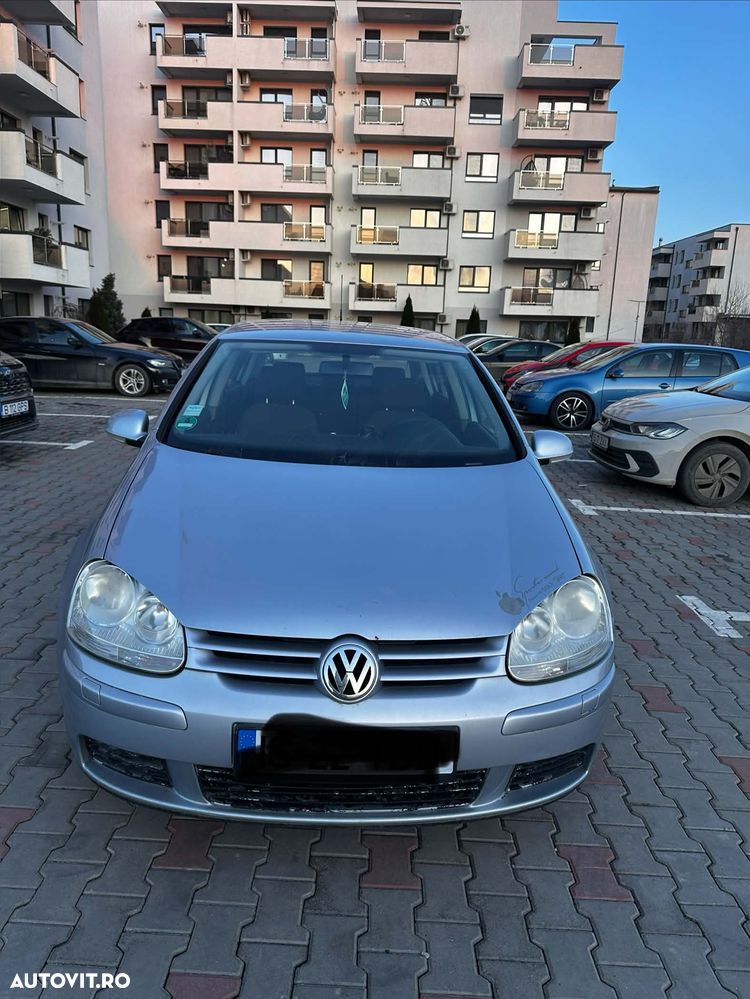 Volkswagen Golf - 2