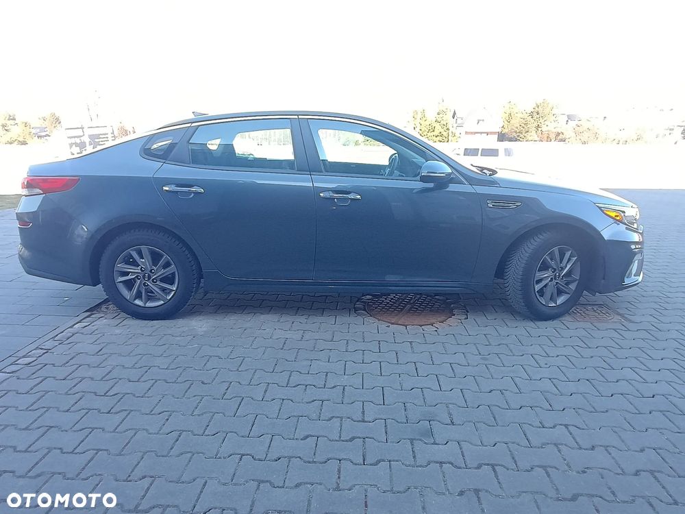 Kia Optima - 4