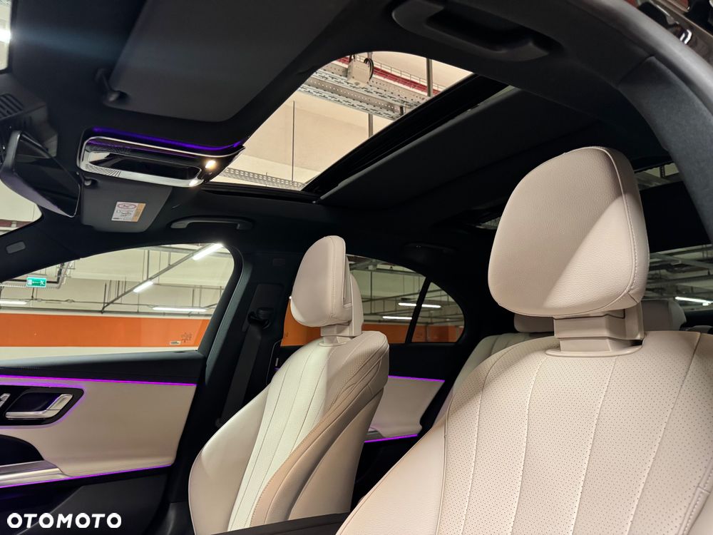 Mercedes-Benz Klasa E 220 d mHEV 4-Matic AMG 9G-Tronic - 18