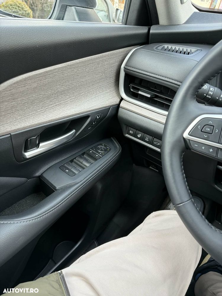 Toyota Highlander 2.5 L Dynamic Force 248CP Luxury Pearly - 9