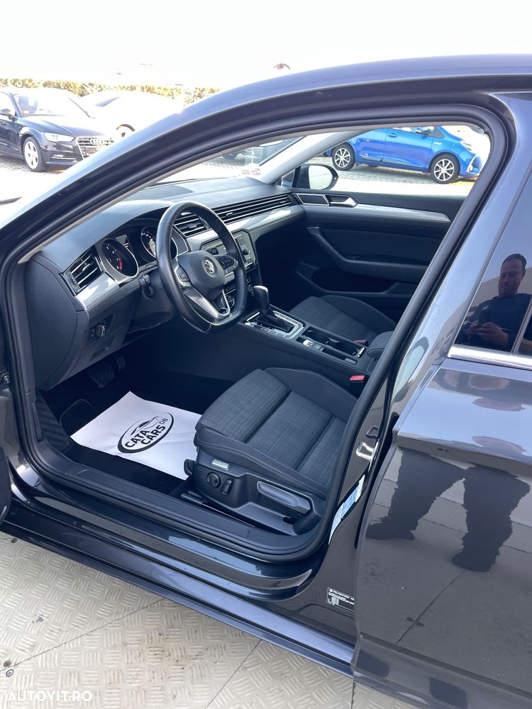 Volkswagen Passat - 29