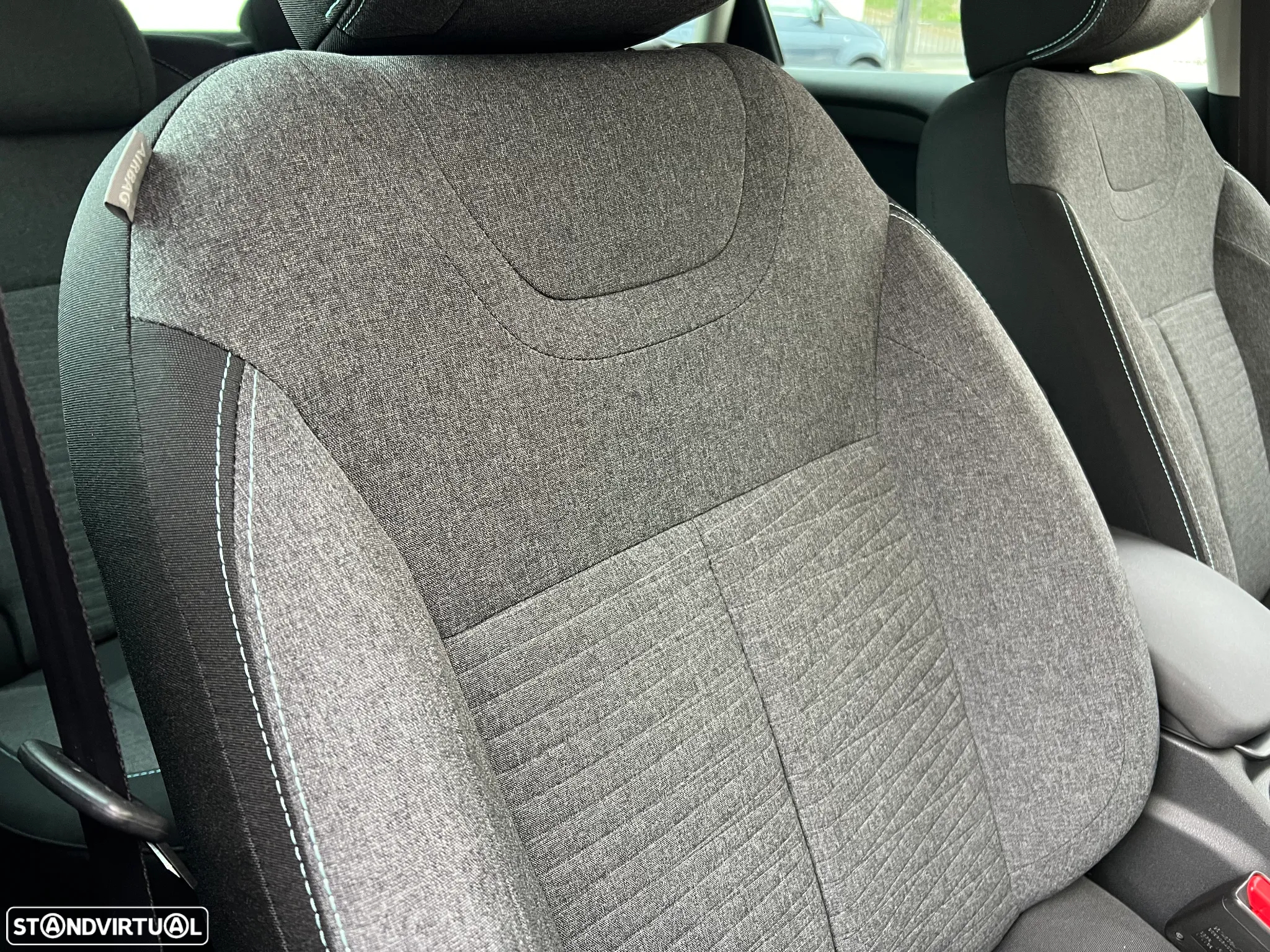 Citroën C4 1.2 PureTech Feel Edition - 23