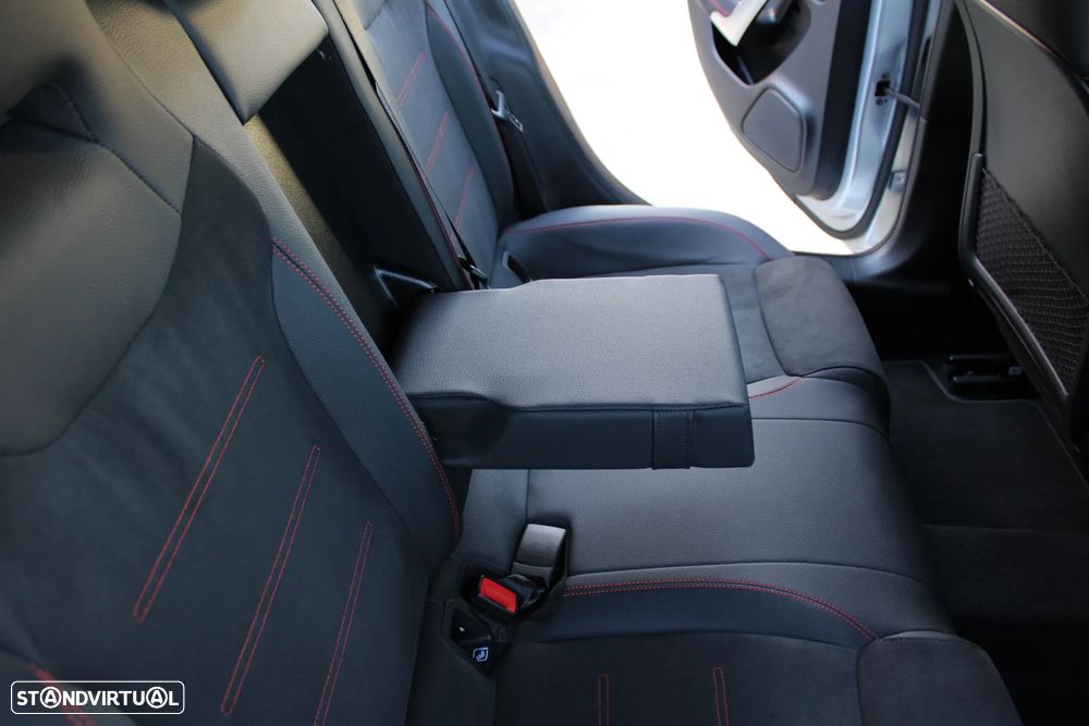 Mercedes-Benz CLA 200 7G-DCT AMG Line Advanced Plus - 49