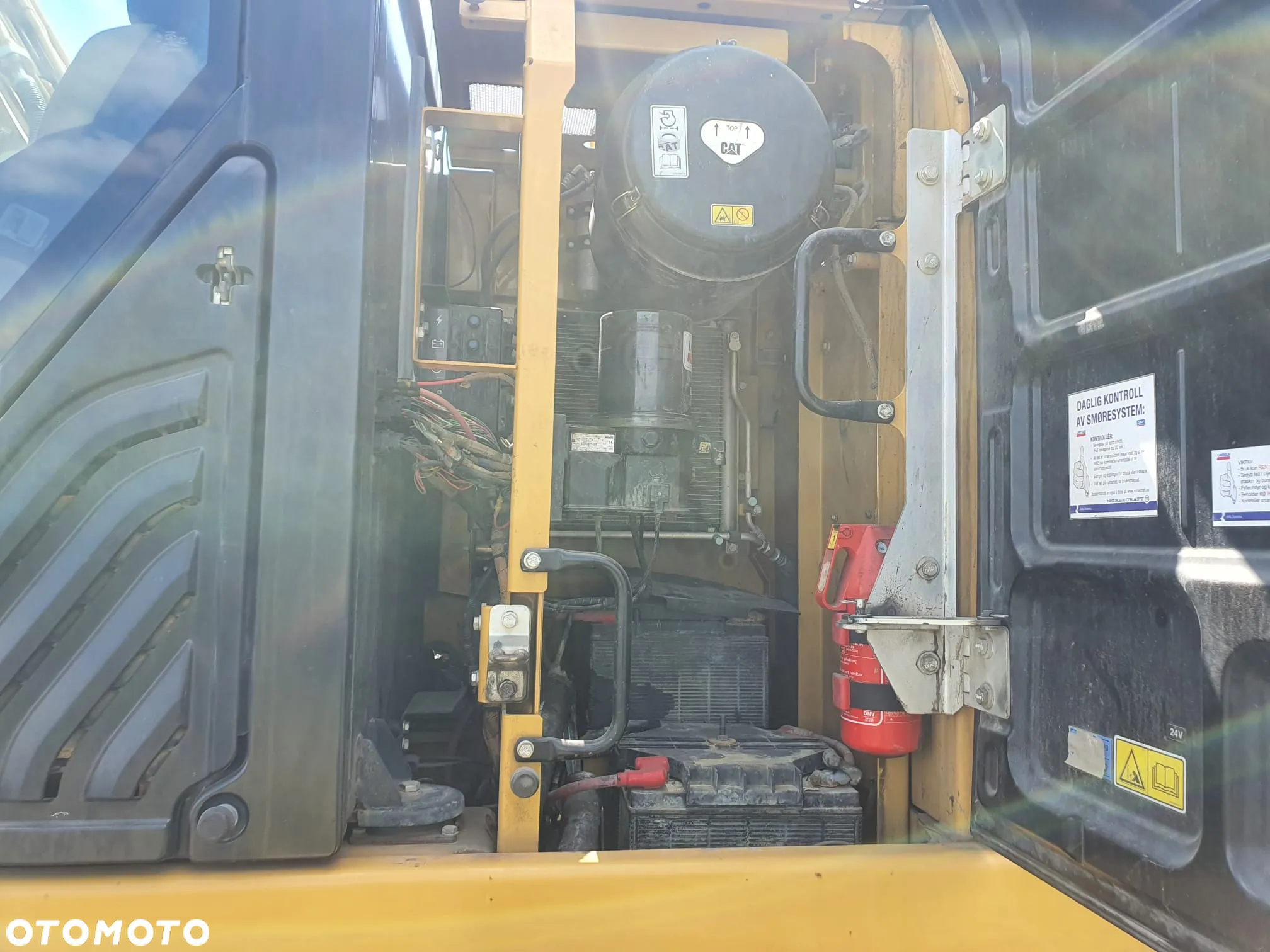 Caterpillar 324EL - 23