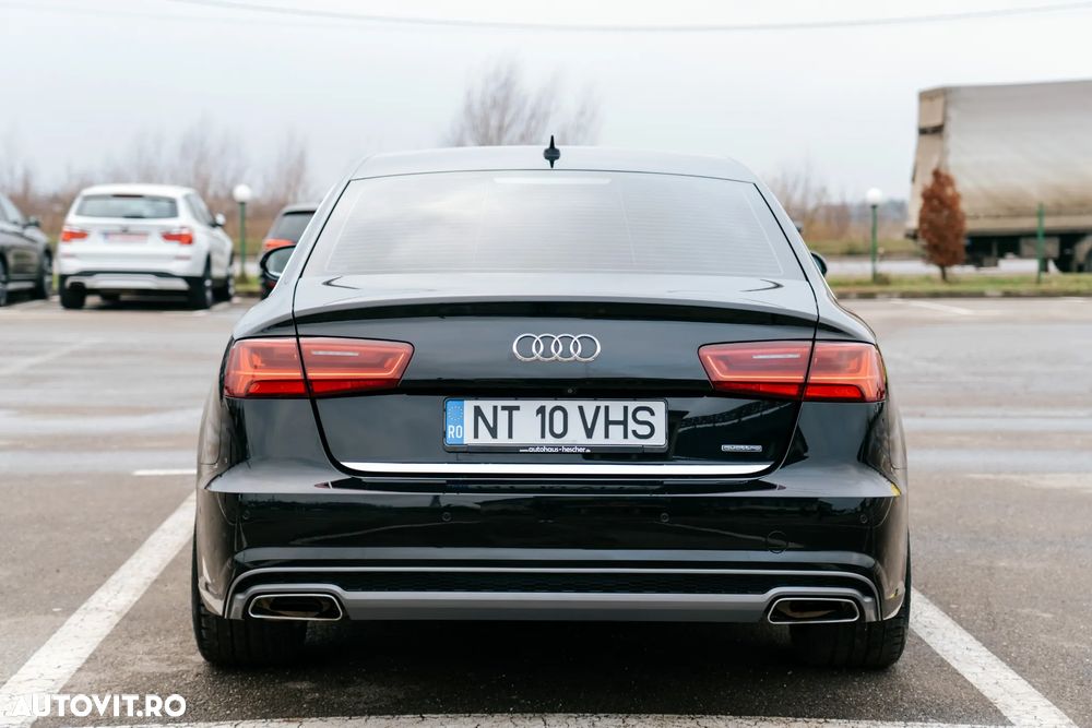 Audi A6 3.0 TDI quattro S tronic - 32