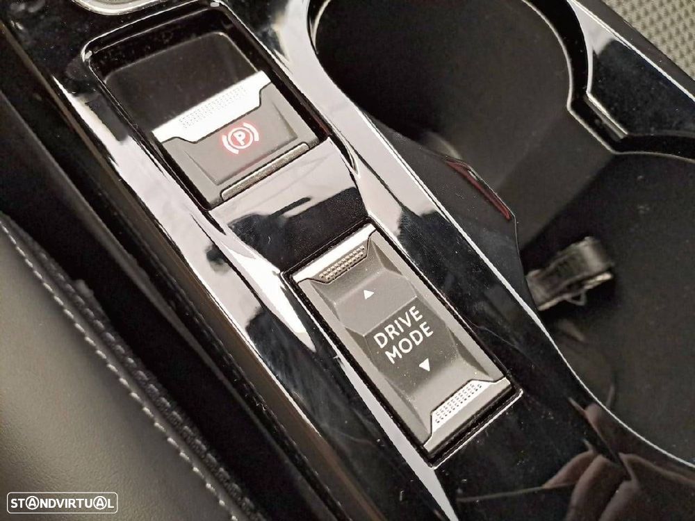 Peugeot 208 1.2 PureTech GT - 25