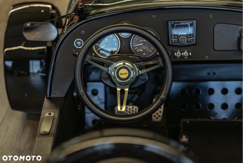 Vanderhall Venice - 12