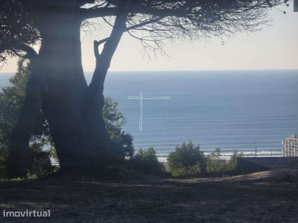 Terreno com 630m2 com vista mar - Capuchos - Grande imagem: 5/7