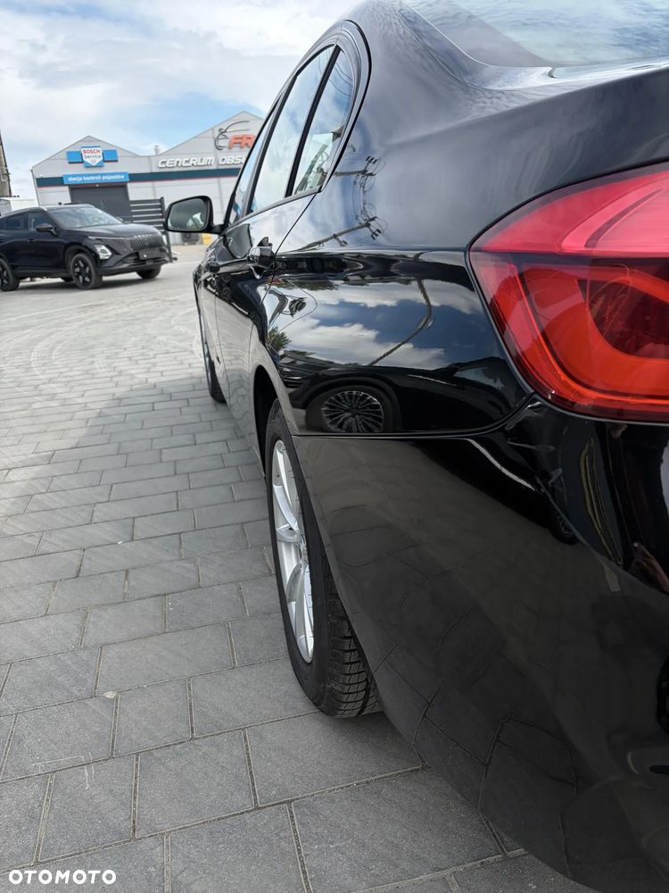BMW Seria 3 318i GPF Luxury Line - 7