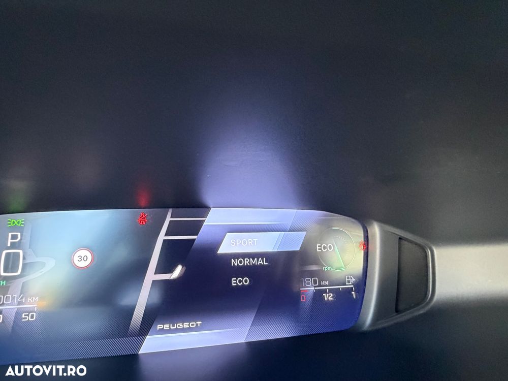 Peugeot 308 BlueHDi 130 EAT8 Stop & Start Allure Business-Paket - 21