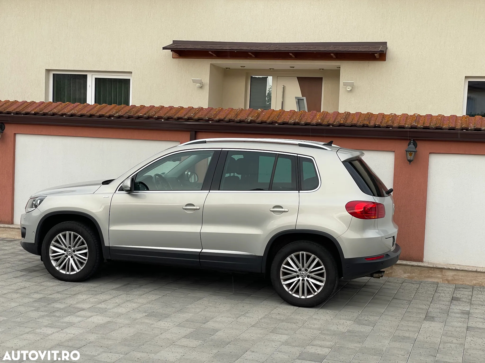 Volkswagen Tiguan 2.0 TDI DPF 4Motion Automatik Sport & Style - 12