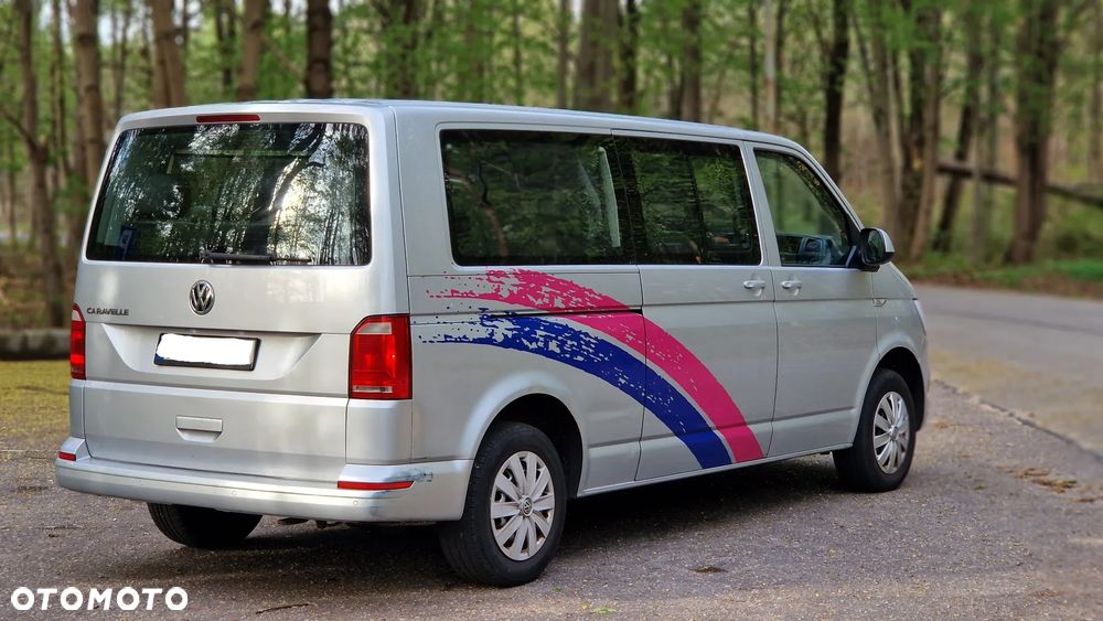 Volkswagen Caravelle - 5