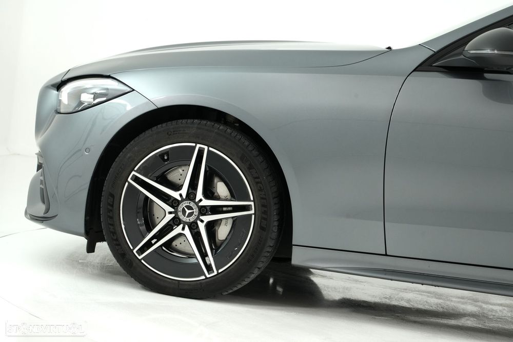 Mercedes-Benz C 300 de AMG Line - 16