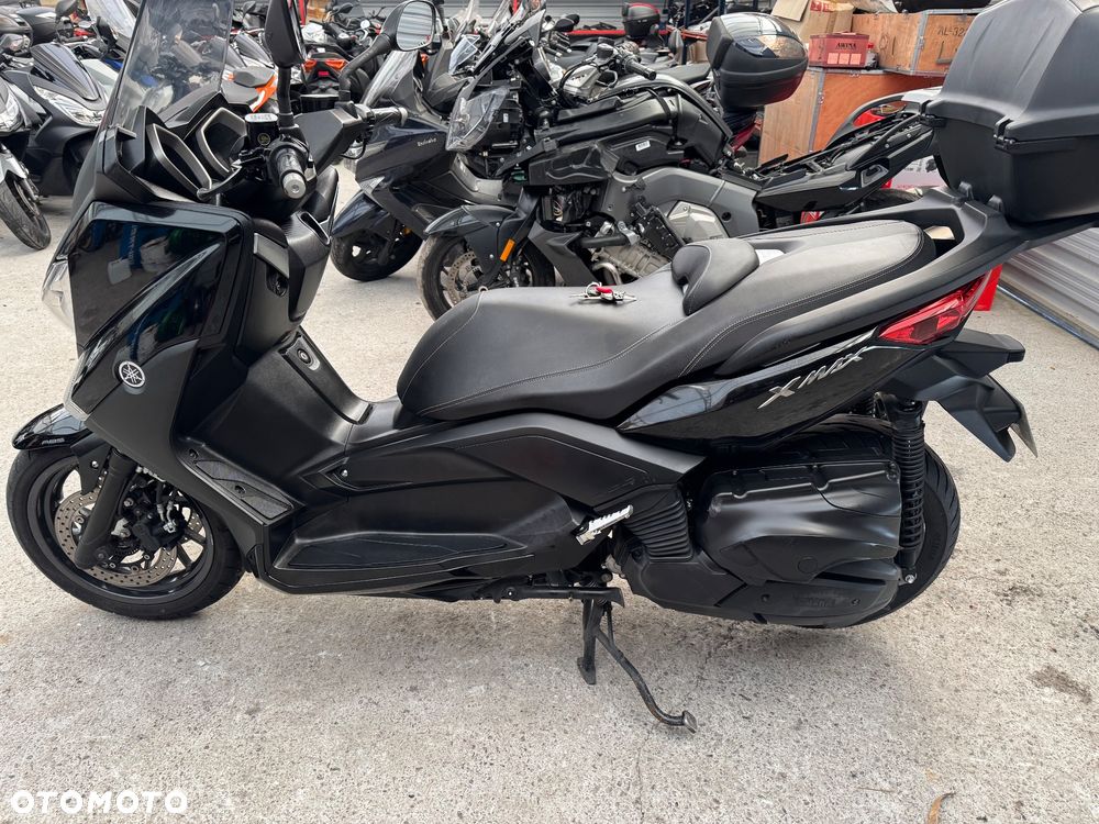 Yamaha X-max - 4