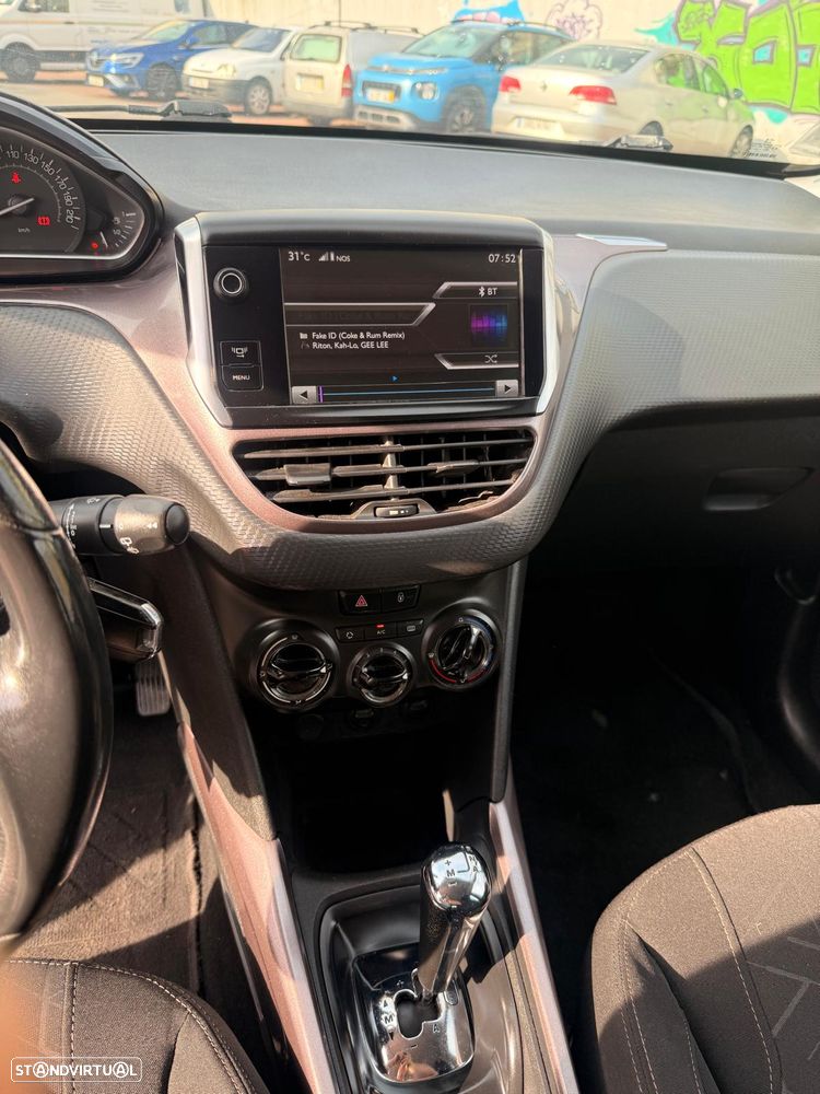 Peugeot 2008 e-HDi FAP 92 ETG6 STOP & START Allure - 9