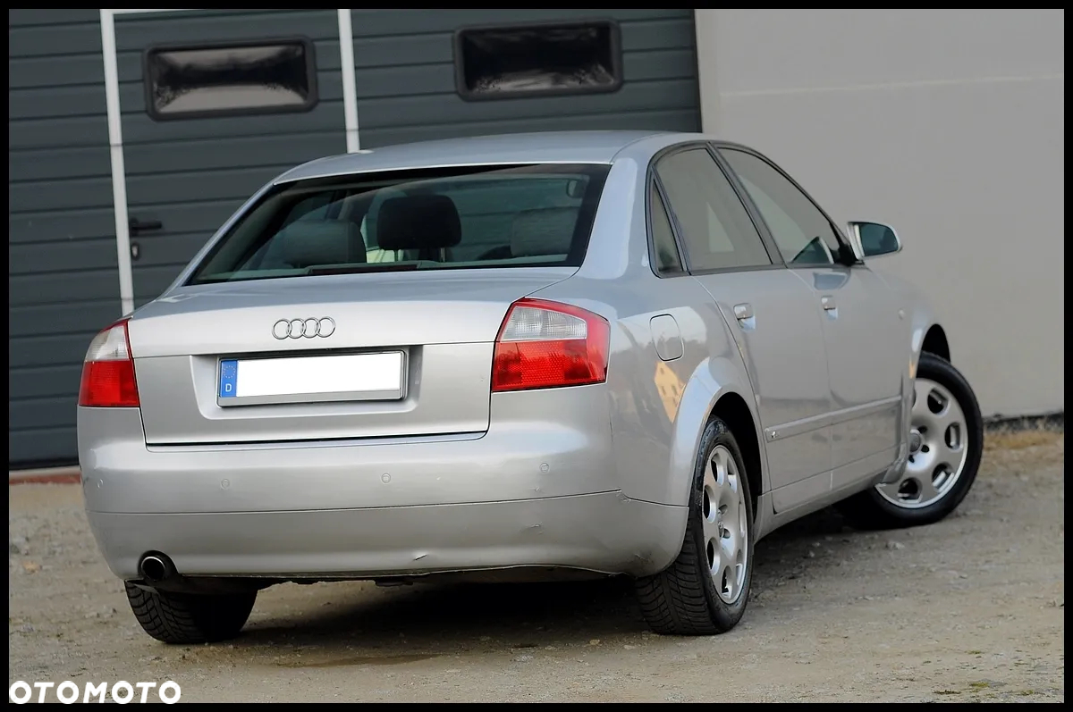 Audi A4 1.6 - 21