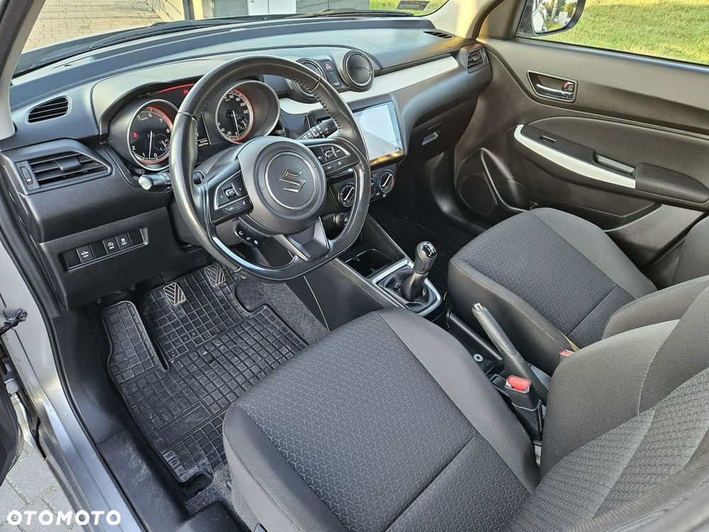 Suzuki Swift - 9